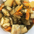 ★みーちゃんママ★'s cooksnap of when they made 大根、にんじんと刻み昆布の煮物.