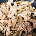 n180sx's cooksnap of when they made ＊簡単＊豚こま肉とごぼうの辛味噌マヨ炒め.