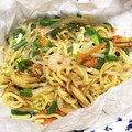 mocha03's cooksnap of when they made 簡単☆海鮮ペーパー焼きそば.