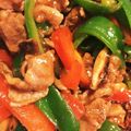 まぁちゃんとはち's cooksnap of when they made 簡単！ 本格チンジャオロース！.