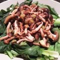 ruricom's cooksnap of when they made 小松菜とキノコのホットサラダで温活！.