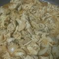 TaniYuri's cooksnap of when they made 豚コマと玉ねぎの食べラー&焼肉のタレ炒め.