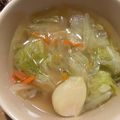 もずぽん's cooksnap of when they made まるごとにんにくのほろほろスープ.