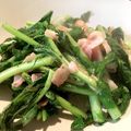 ruricom's cooksnap of when they made 捨てないで！ 大根葉とベーコンの和ソテー.