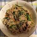 クック77G8CV☆'s cooksnap of when they made 豚肉とニラもやしのレモン醤油炒め.