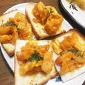YUKIKI☆'s cooksnap of when they made えび焼売で えびパン風トースト.