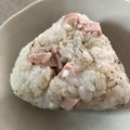 もきち☆'s cooksnap of when they made フィッシュソーセージおにぎり.