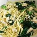 yukika37's cooksnap of when they made サラダチキンとほうれん草のクリームパスタ.