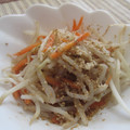 miyuki12's cooksnap of when they made 簡単　もやしと人参のごま和え.