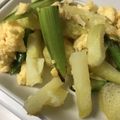 ぶっちーさん's cooksnap of when they made アスパラとじゃがいもの卵炒め.