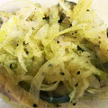 ayakaL7's cooksnap of when they made 簡単☆しめ鯖と新玉ねぎの胡麻酢和え.