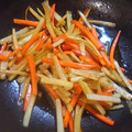 尚人パパ's cooksnap of when they made 簡単！大根の皮と人参のきんぴら.