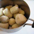ぽこぴ～♪'s cooksnap of when they made 気持ちいい♪里芋の皮むいちゃいました。.