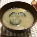 kenhitlove's cooksnap of when they made なすと玉ねぎの味噌汁.