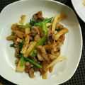 M130018's cooksnap of when they made 豚肉と大根の味噌炒め.