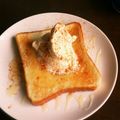 ひなたこやき's cooksnap of when they made シナモン香るはちみつ&アイスのトースト.