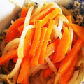 ayakaL7's cooksnap of when they made もやしと人参のパパっと炒め^^.