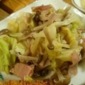 寝子虎徹's cooksnap of when they made キャベツとキノコのベーコン醤油バター炒め.