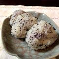 misatona's cooksnap of when they made ☆ごま油香る 塩昆布ゆかり おにぎり.