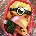 miwskin's cooksnap of when they made 簡単 ミニオン キャラ弁♡.