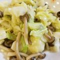 クックO39Q4M☆'s cooksnap of when they made ご飯がススム♪キャベツとキノコの中華炒め.