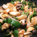 さとそとひのママ's cooksnap of when they made 簡単！鶏モモ肉とピーマンの甘辛炒め.
