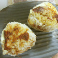 ☆Rokko☆'s cooksnap of when they made 和風おかかチーズ焼きおにぎり.