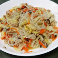 sugerten's cooksnap of when they made 白菜と春雨の生姜とろみ炒め.