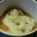 クックG904NC☆'s cooksnap of when they made 簡単♪うちのオニオングラタンスープ.