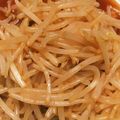 ＊にょにょん＊'s cooksnap of when they made レンジで簡単!キムチもやし.