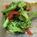 oishi〜's cooksnap of when they made ブロッコリーとパプリカの胡麻和え.