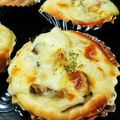 ♪♪航ちゃんママ♪♪'s cooksnap of when they made 30分で完成!?不思議パンのシチューパン.
