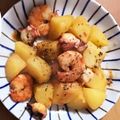 miか's cooksnap of when they made ジャガイモとエビとタコの味噌炒め♪.