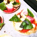 eminoyami's cooksnap of when they made 餃子の皮deマルゲリータ風♡ピザ.