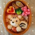 サトミ✾'s cooksnap of when they made キャラ弁♡どんぐりを持ったりすくん♡.