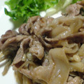 rocoroko's cooksnap of when they made レンジ３分！きのこと豚肉のおかか蒸し煮.