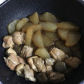 まめ70's cooksnap of when they made 手羽元と大根の炊いたん✤関西風.
