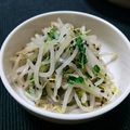 Sasakicks's cooksnap of when they made 簡単過ぎ！豆モヤシとカイワレのナムル♡.