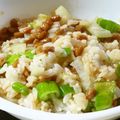 スタイリッシュママ's cooksnap of when they made レタス消費に♪ｼｬｷｼｬｷ炒飯.