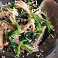みんげら's cooksnap of when they made レンジで簡単！ほうれん草と榎茸のごま和え.