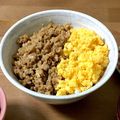 ♡みーまる♡'s cooksnap of when they made 鶏そぼろ丼.
