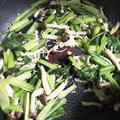 リエル2005's cooksnap of when they made 小松菜と豚肉のさっぱり塩炒め♪.