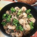 †張香†'s cooksnap of when they made エビタコブロッコリーの手抜きアヒージョ.