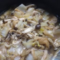 ｋｒｋｒ２８２９'s cooksnap of when they made 白菜としめじのさっと煮.