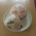ラリー＆サラ's cooksnap of when they made 彩り弁当＊焼き鮭とチーズのおにぎり＊.