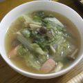 妙香ママ's cooksnap of when they made レタベーコンのコンソメスープ.