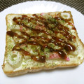 ジョングレ's cooksnap of when they made ちくわと蒲鉾でお好み焼き風♪トースト！.