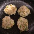 ぬぬダニ's cooksnap of when they made 手づかみ☆キャベツとしめじのご飯おやき.