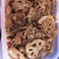 佳那汰1415's cooksnap of when they made 簡単 鶏肉とレンコンのピリ辛煮.