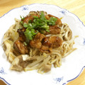 ビビハニム's cooksnap of when they made 鶏肉ウスターソース炒♪舞茸もやしにのせて.